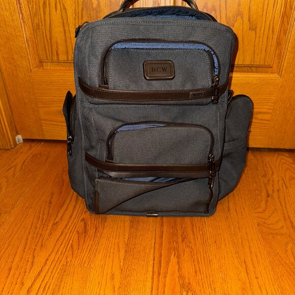 TUMI Alpha 3 Brief Pack in Anthracite - EUC - Picture 4 of 16